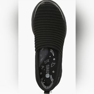 NIB❤️🔥$100 BZees Cloud Technology "Glee" Womens Sz 8.5 Black Rib Knit